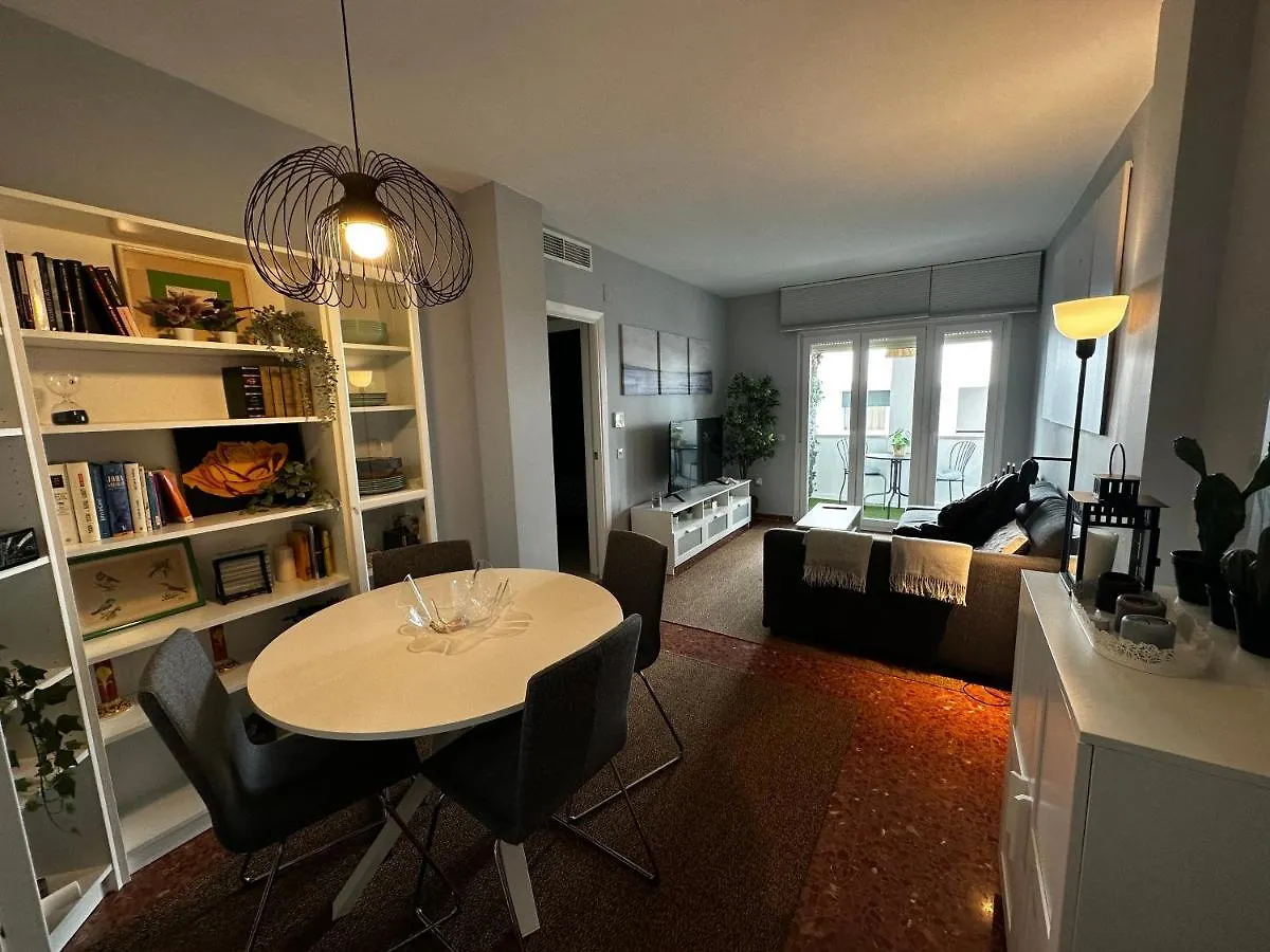 Premium Santa Maria: Tranquil Terrace with Air Conditioning El Puerto de Santa Maria